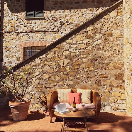 Farm stay Fattoria Di Magliano Winery *