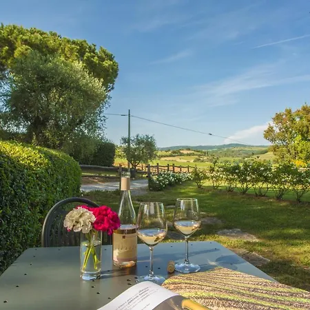 Fattoria Di Magliano Winery Farm stay *