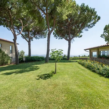 Farm stay Fattoria Di Magliano Winery *