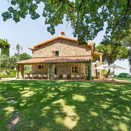 Fattoria Di Magliano Winery Farm stay *